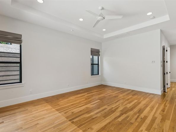 661  Harter Road , Dallas Texas 75218
