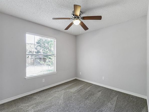 1113  Holly Drive , Carrollton Texas 75010