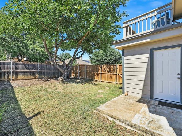1113  Holly Drive , Carrollton Texas 75010