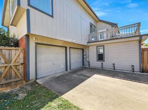1113  Holly Drive , Carrollton Texas 75010