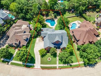 808  Country Club Drive 