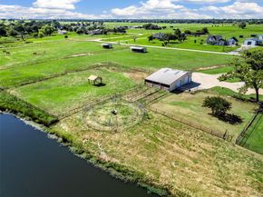 10208  Mohon Lane , Pilot Point Texas 76258