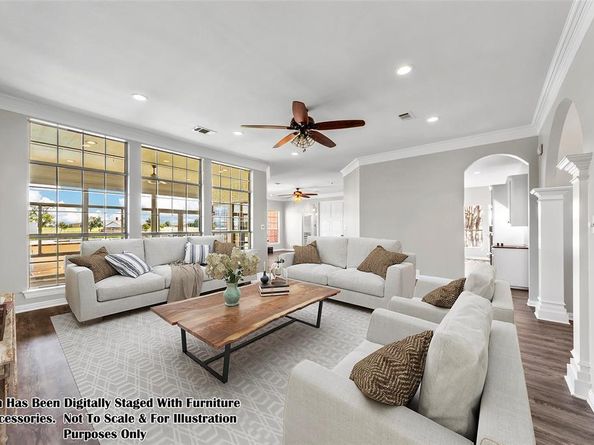 10208  Mohon Lane , Pilot Point Texas 76258