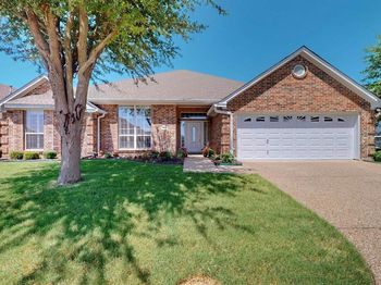 1115  Cresthaven Drive 