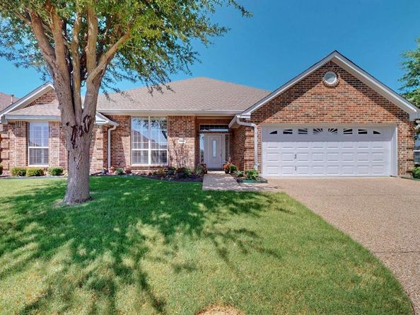 1115  Cresthaven Drive  13, Cedar Hill Texas 75104