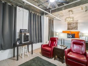 221 W Lancaster Avenue  5003, Fort Worth Texas 76102
