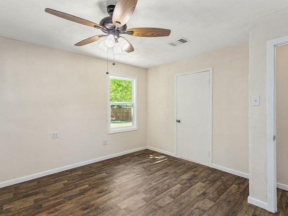 4316  Texas Drive , Dallas Texas 75211