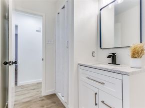 806  Brookshire Circle , Garland Texas 75043