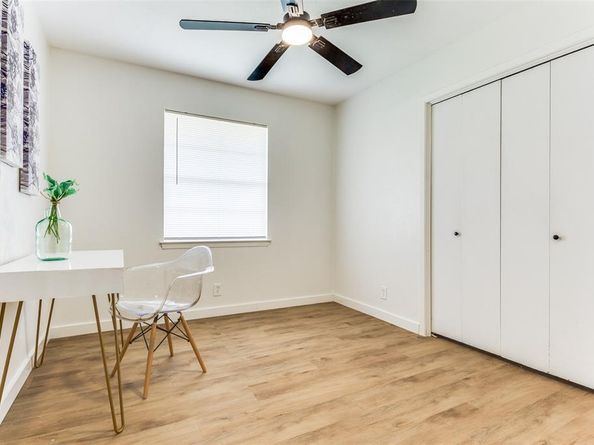 806  Brookshire Circle , Garland Texas 75043