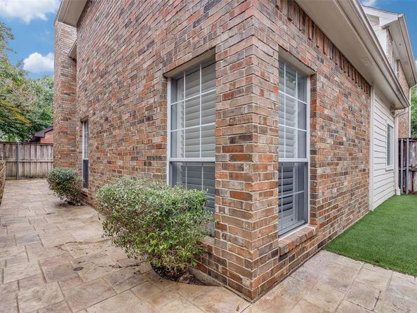 14592  Evergreen Court , Addison Texas 75001