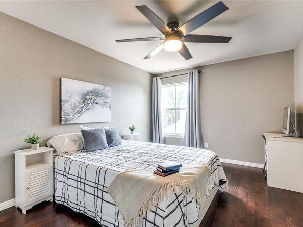2804  Stonehurst Drive , Grapevine Texas 76051
