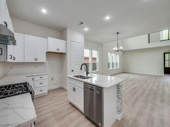 610  Meadowbrook Street , Allen Texas 75002