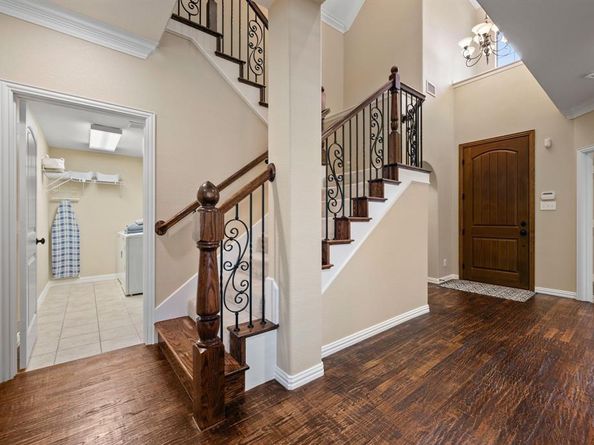 1125  Michener Way , Irving Texas 75063