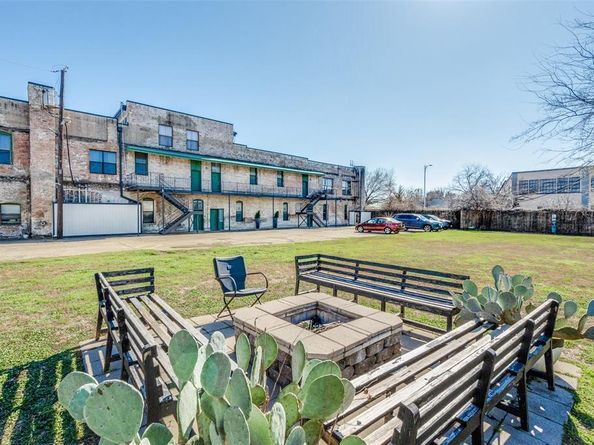 2220 S Harwood Street  106, Dallas Texas 75215