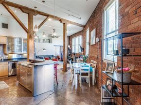 2220 S Harwood Street  106, Dallas Texas 75215