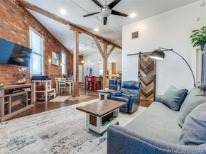 2220 S Harwood Street  106, Dallas Texas 75215