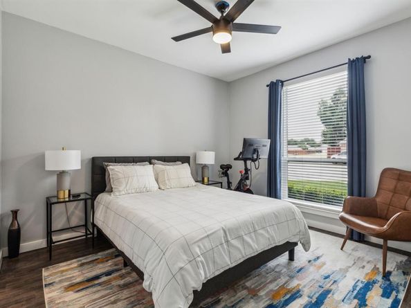7306  Hiddencreek Drive , Dallas Texas 75252