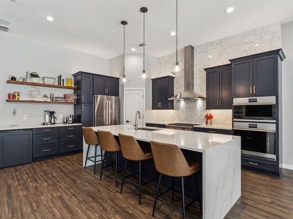 7306  Hiddencreek Drive , Dallas Texas 75252