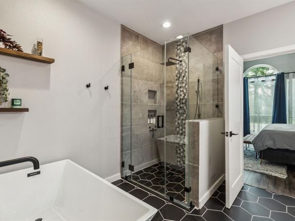 7306  Hiddencreek Drive , Dallas Texas 75252