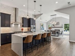 7306  Hiddencreek Drive , Dallas Texas 75252