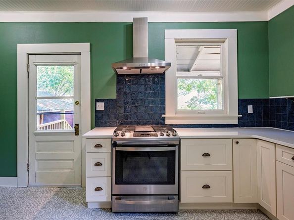 2216  Alston Avenue , Fort Worth Texas 76110