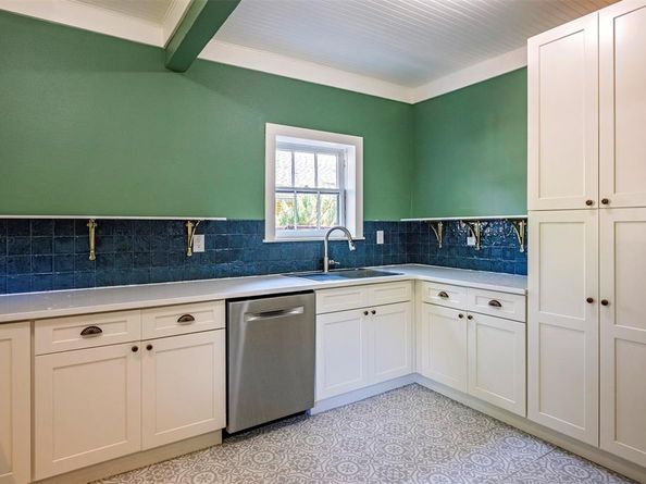 2216  Alston Avenue , Fort Worth Texas 76110