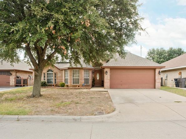 7525  Juliet Lane , Fort Worth Texas 76137
