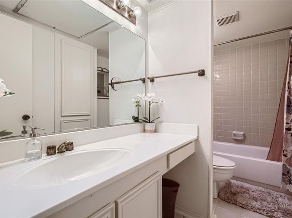 511  Towne House Lane , Richardson Texas 75081