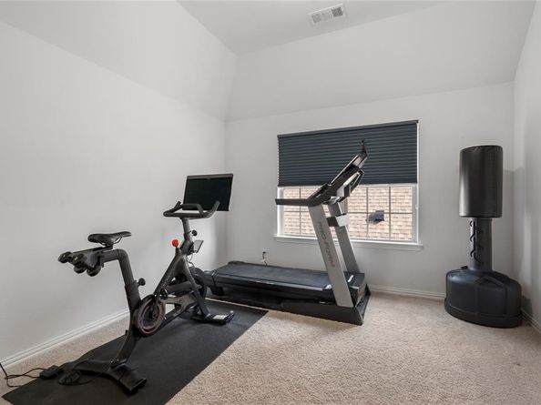 640  The Lakes Boulevard , Lewisville Texas 75056