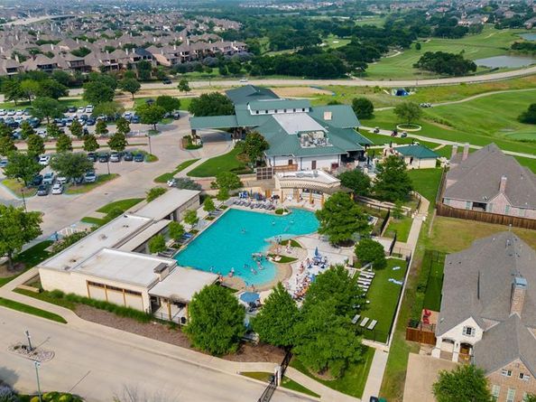 640  The Lakes Boulevard , Lewisville Texas 75056