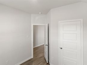 1104  Runway Road , Fort Worth Texas 76131