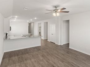 1104  Runway Road , Fort Worth Texas 76131