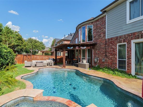 721  Peco Street , Lantana Texas 76226