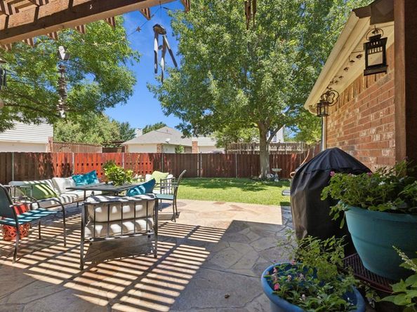 1603  Briarhollow Court , Allen Texas 75002