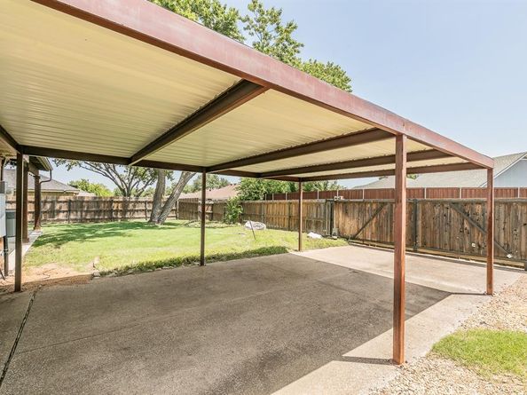 4804  Peach Tree Lane , Sachse Texas 75048