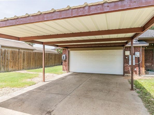 4804  Peach Tree Lane , Sachse Texas 75048