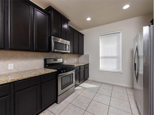 432  Winchester Drive , Celina Texas 75009