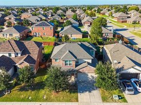 432  Winchester Drive , Celina Texas 75009