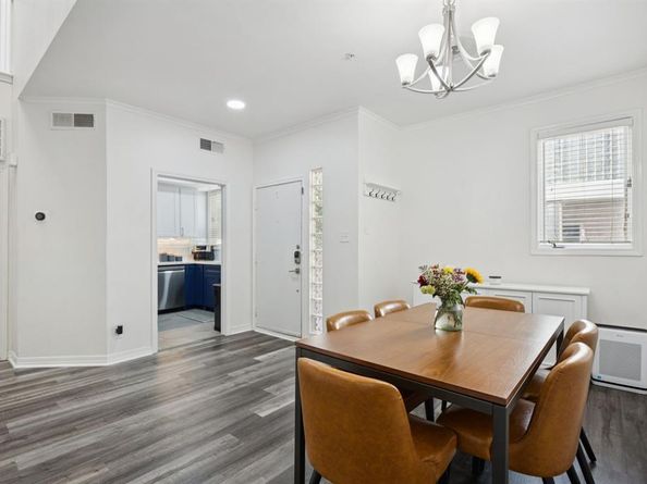 4040  Avondale Avenue  308, Dallas Texas 75219