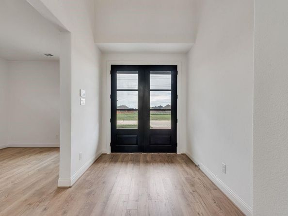 7631  Lanier Lane , Grand Prairie Texas 75054