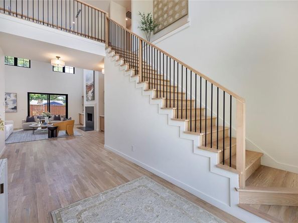 3228  Townsend Drive , Dallas Texas 75229