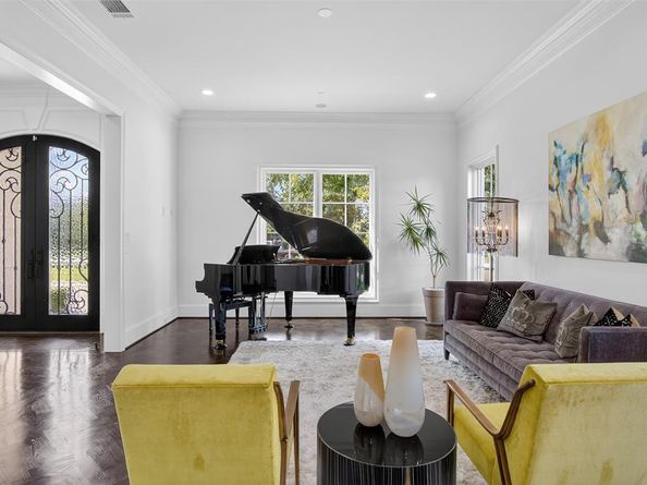 6019  Prestonshire Lane , Dallas Texas 75225