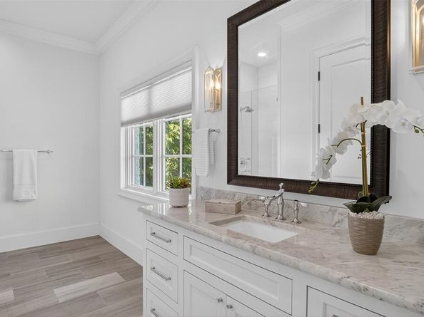 6019  Prestonshire Lane , Dallas Texas 75225