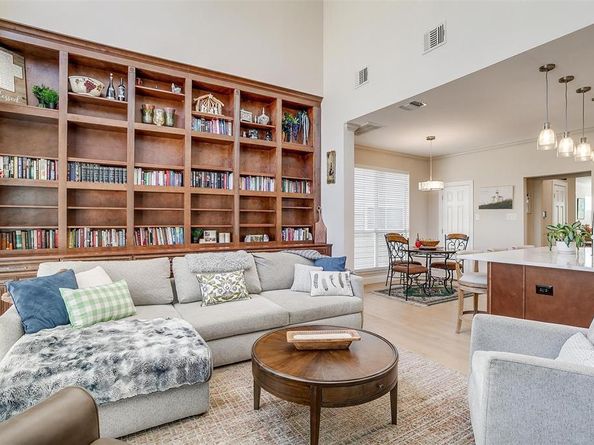 1008 W Belknap Street , Fort Worth Texas 76102