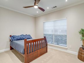 1008 W Belknap Street , Fort Worth Texas 76102