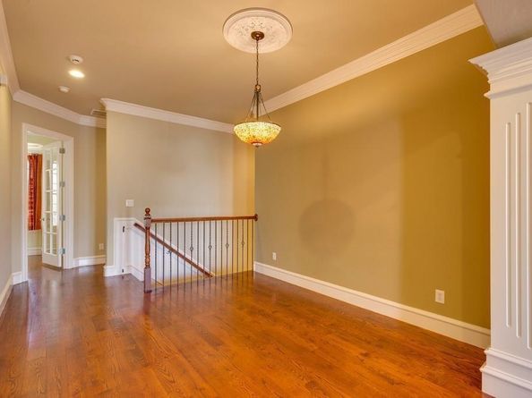 566  Rockingham Drive , Irving Texas 75063