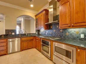 566  Rockingham Drive , Irving Texas 75063