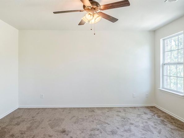 644  Mission Lane , Lancaster Texas 75146