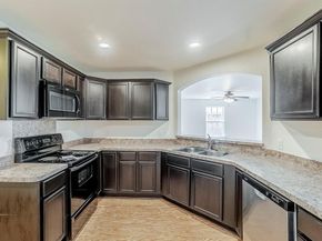 644  Mission Lane , Lancaster Texas 75146