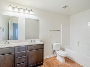 644  Mission Lane , Lancaster Texas 75146